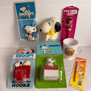 Vintage Snoopy Peanuts Lot of 7 Various items 5 still sealed in packaging 70-80s